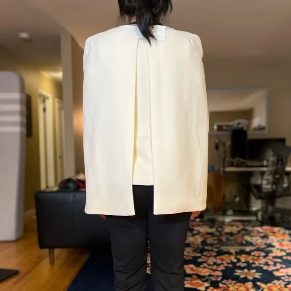 Alexis white boss lady cape jacket 100% wool - Picture 5 of 8